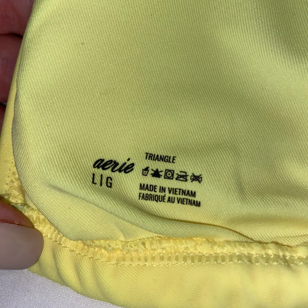 Aerie Triangle String Bikini Top ⛅️ - Picture 3 of 7